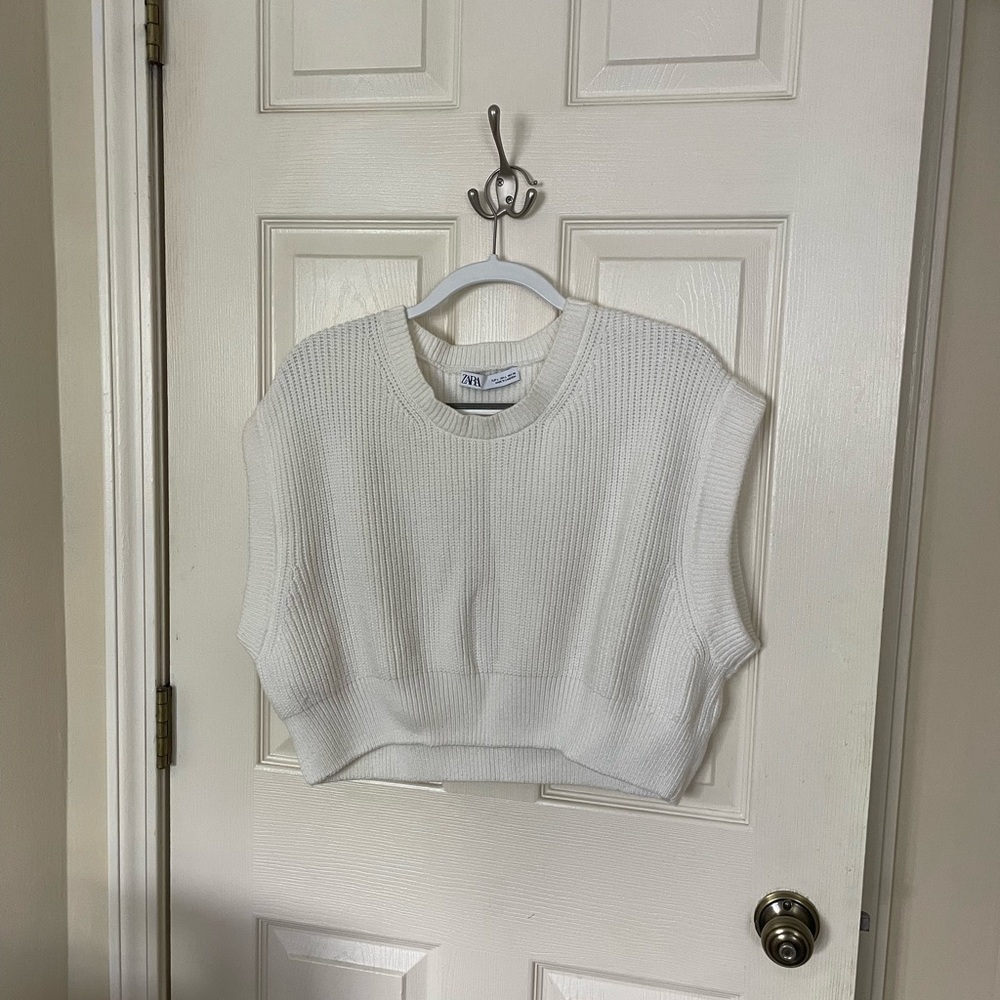 Zara Cropped Sweater Vest